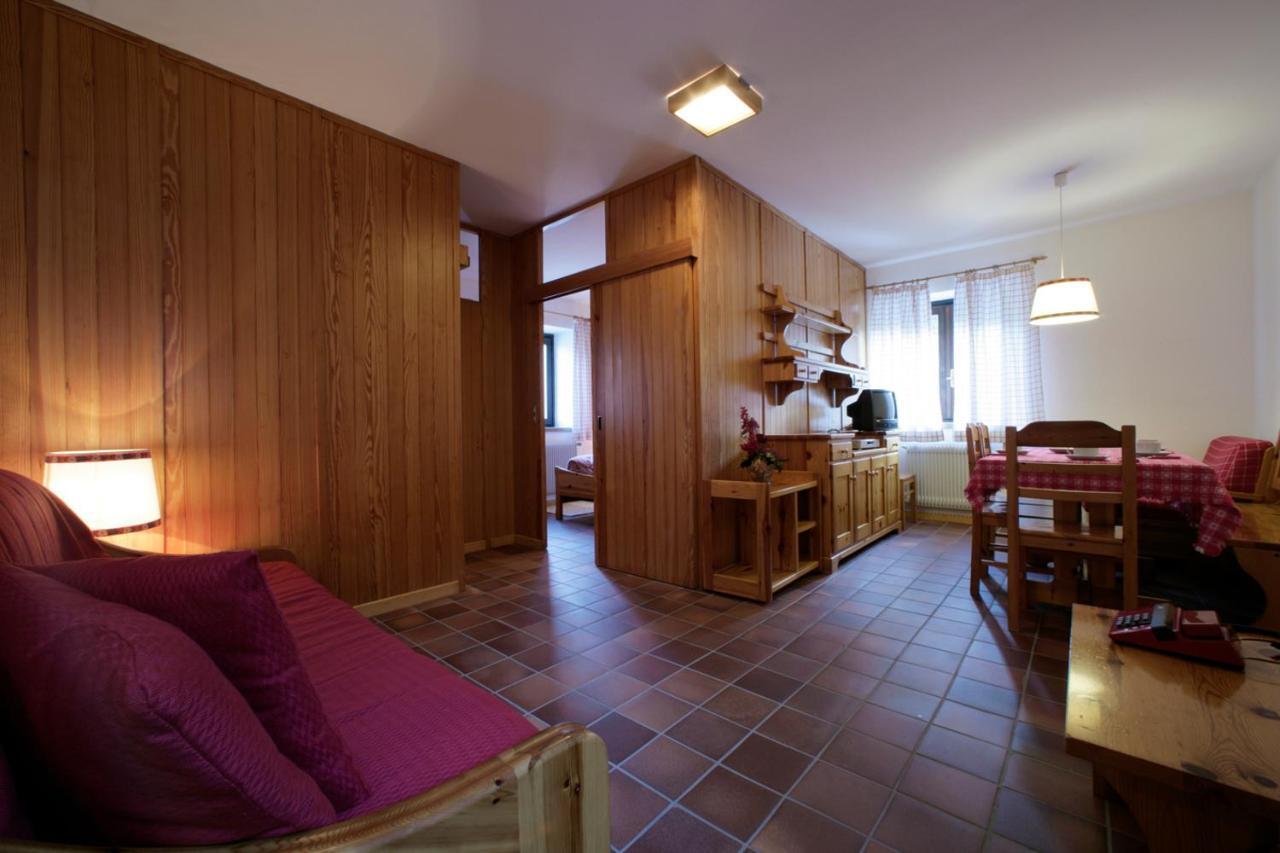 Hotel Garni Gonzaga Canazei Room photo
