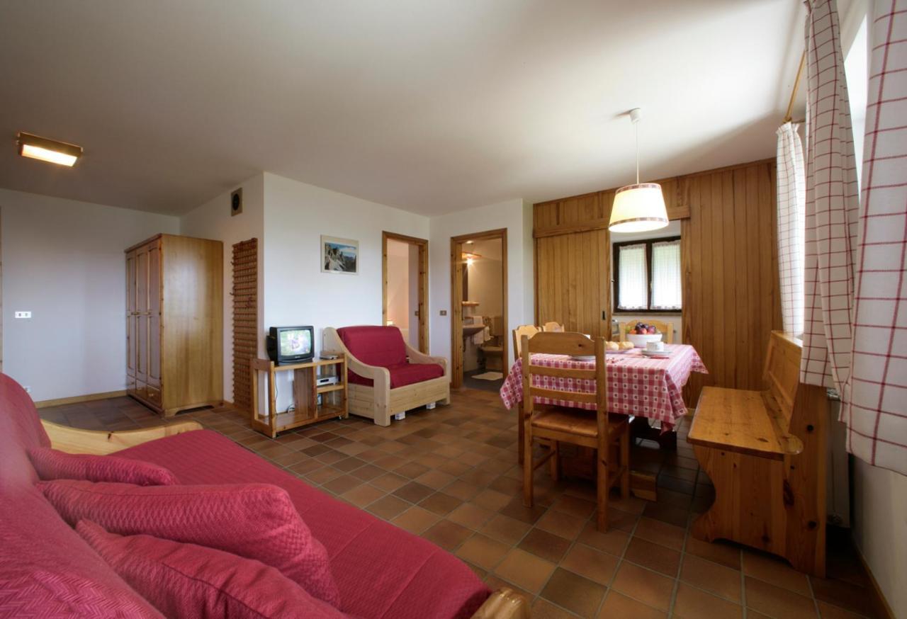 Hotel Garni Gonzaga Canazei Room photo