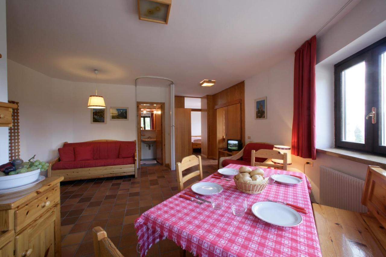 Hotel Garni Gonzaga Canazei Exterior photo